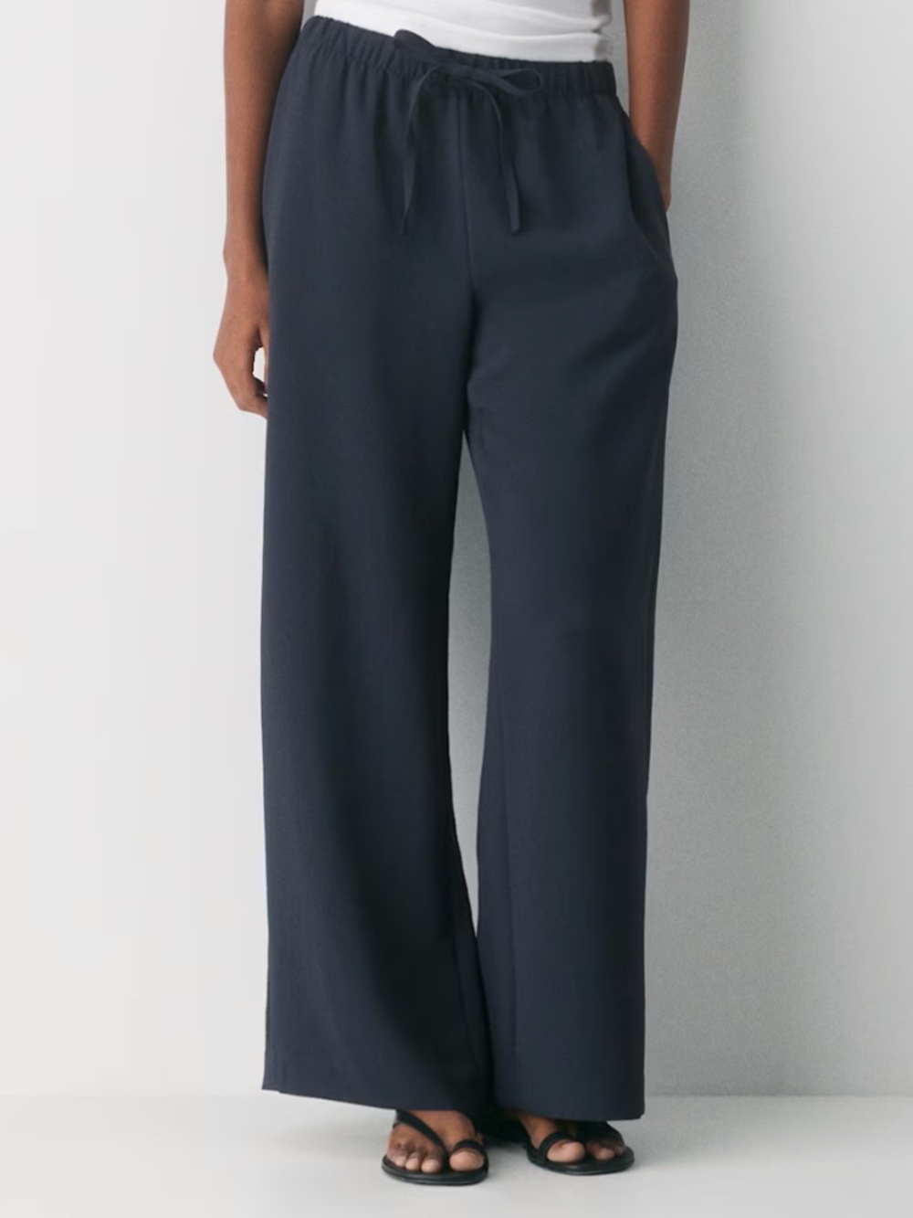 Aritzia Wilfred Lodge Pant Dark Night Navy Wide Leg Linen Blend 2XS